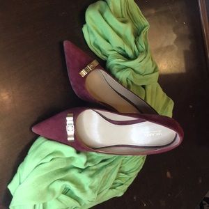 Michael Kors Burgundy Gold Bow Tie Pumps